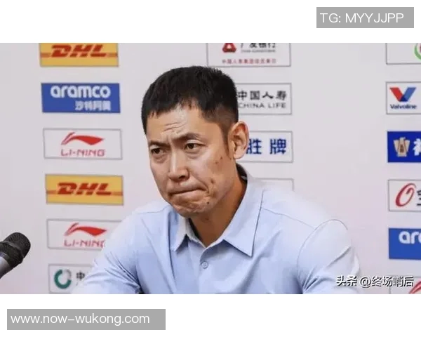 张庆鹏点评球队防守表现称第一节失30分无犯规显示防守软弱需加强 张庆鹏点评球队防守表现称第一节失30分无犯规显示防守软弱需加强